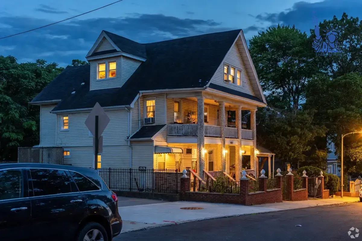 Top 10 Affordable Neighborhoods in NYC in 2026: Rent, Transit & Living Costs